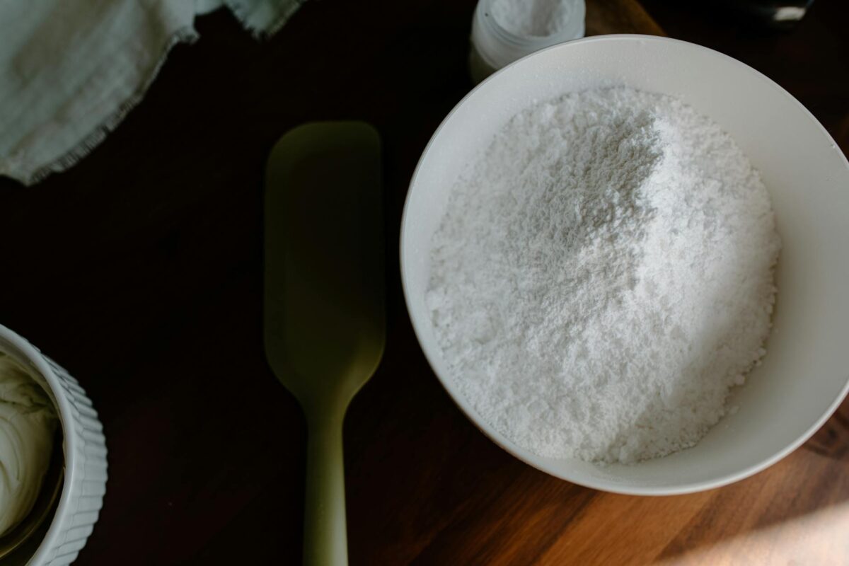 Como usar bicarbonato de sódio na limpeza da casa