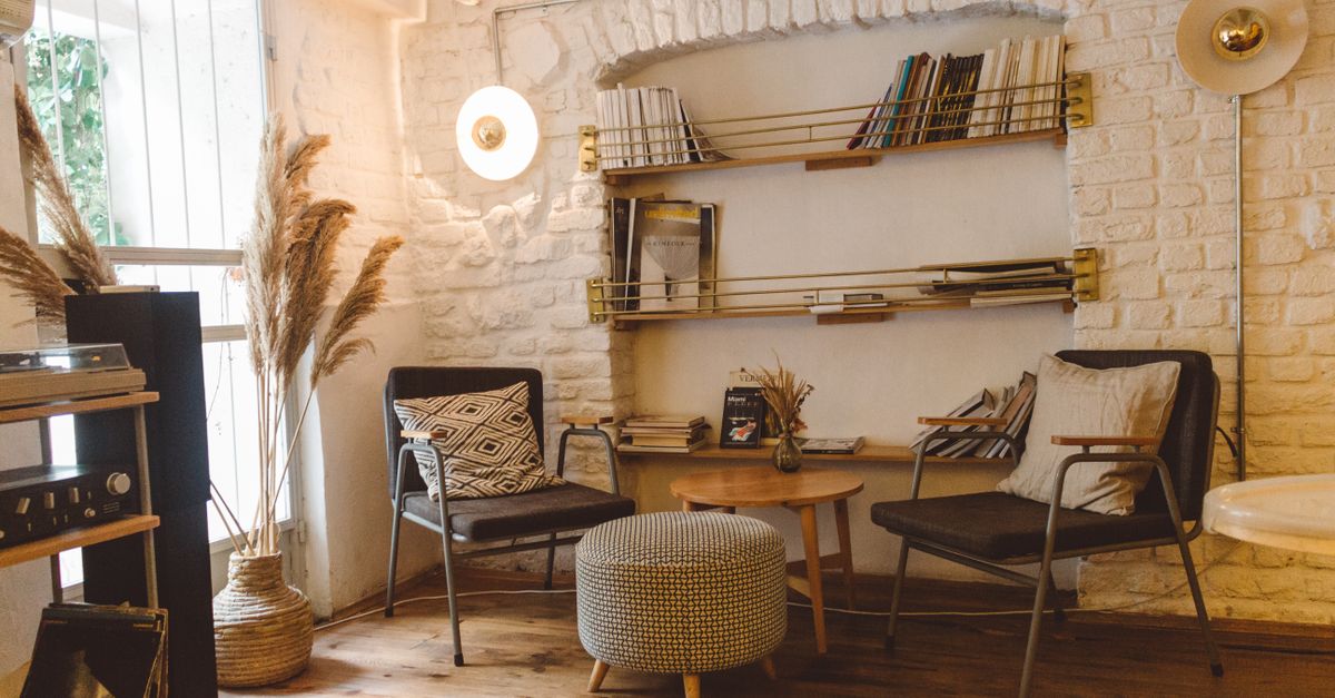 Estante na Sala: Como Montar e Organizar