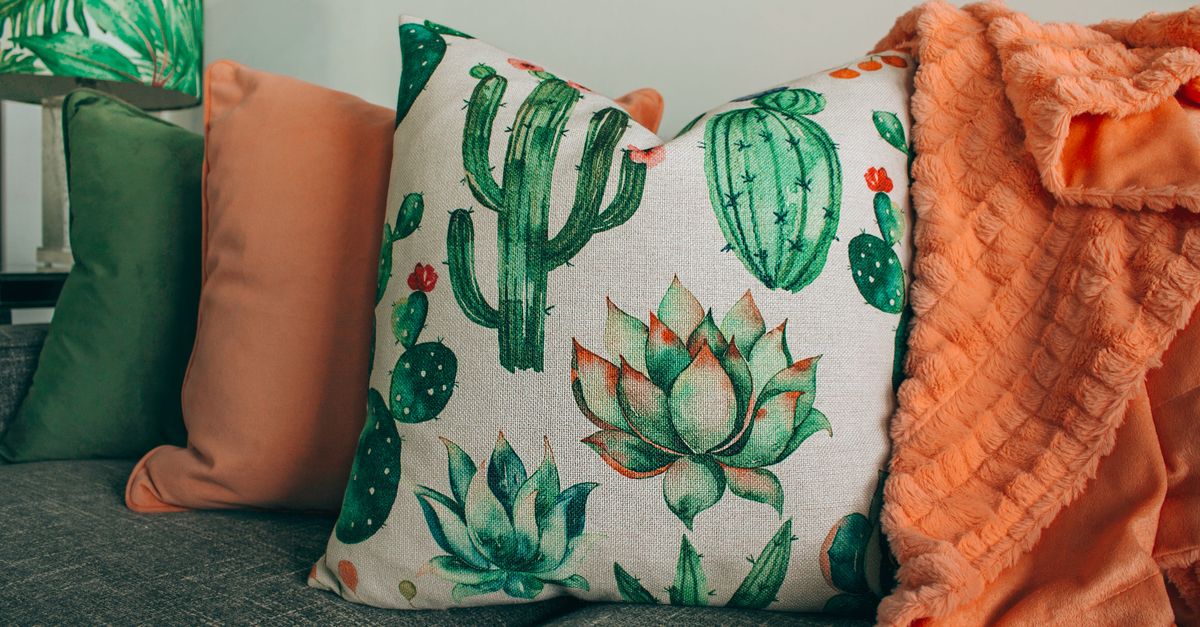 Almofadas e Mantas: Como Usar na Decoração da Sala